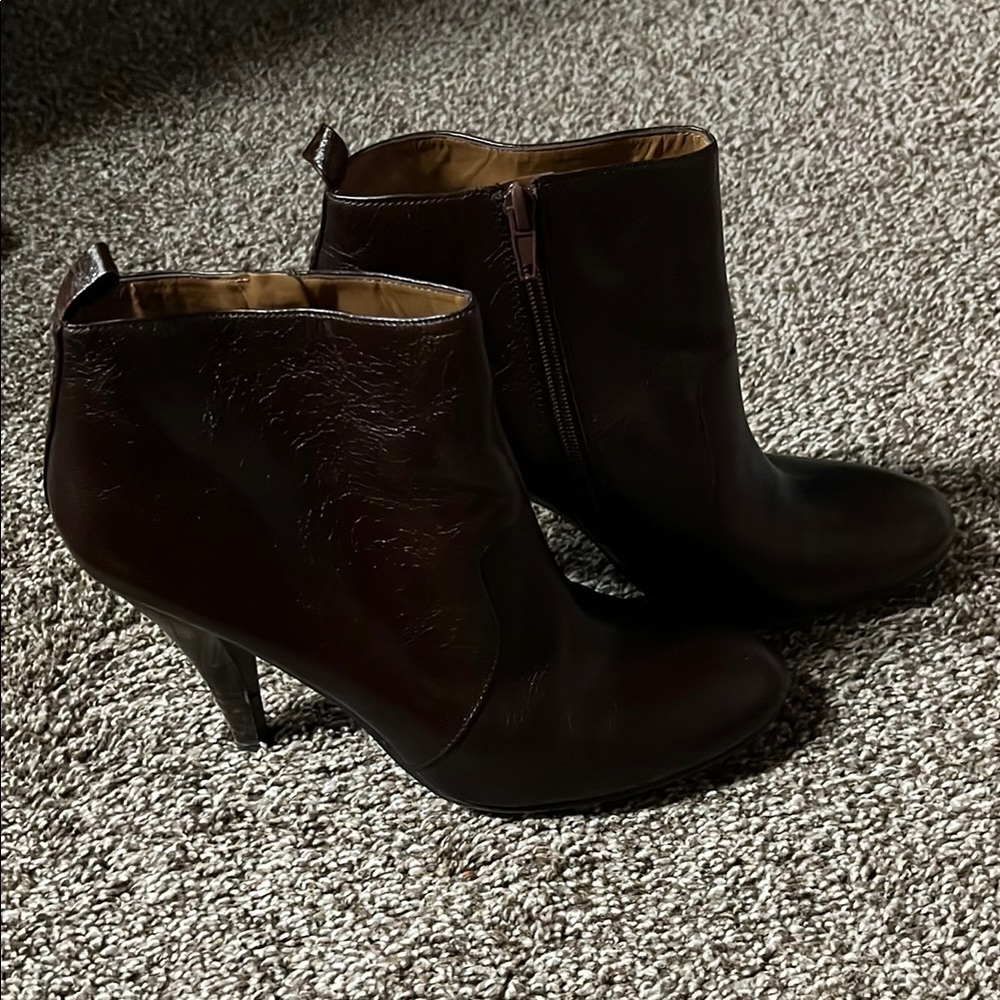 Elegant Black Ankle Boots